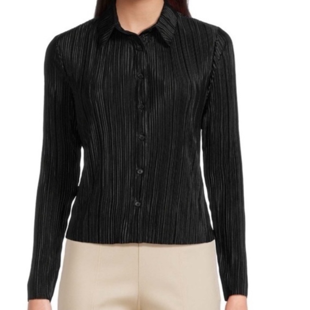 Black Ribbed Blouse with Collar